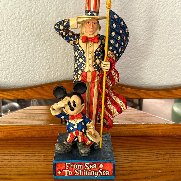 JIM SHORES Mickey Mouse and Uncle Sam Saluting, “From Sea To Shining Sea” - Picture 7 of 7
